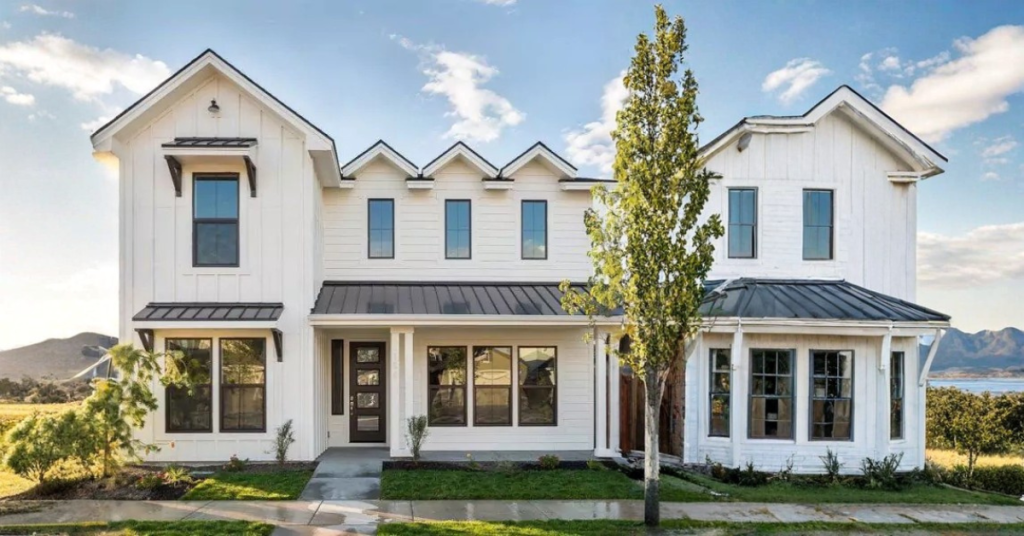 Greek Villa vs Alabaster